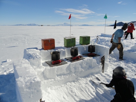 snow-kitchen-antarctica